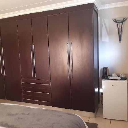 Bed and Breakfast Lullaby Pearl Luxury Тзанеен Экстерьер фото